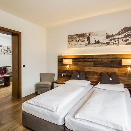 Hotel Ander Бруніко Екстер'єр фото