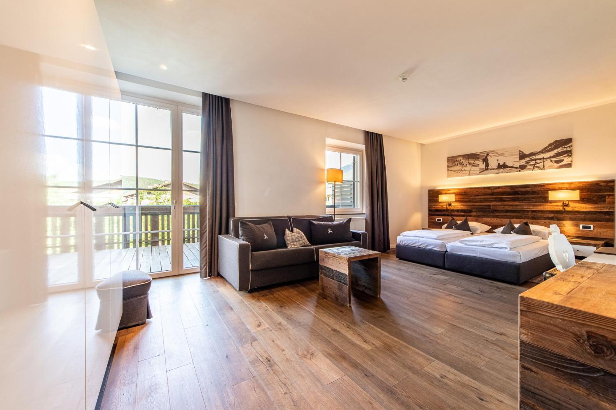 Hotel Ander Бруніко Екстер'єр фото